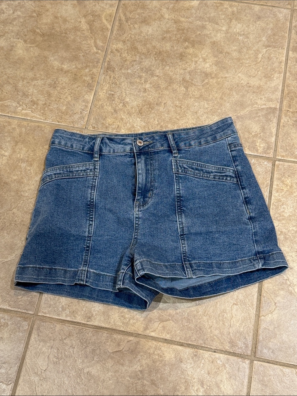 Denim High-Rise Women's Shorts - Blue. Size Large